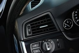 2014款宝马520i典雅型