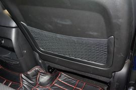 2013款起亚索兰托2.4L汽油四驱豪华版7座