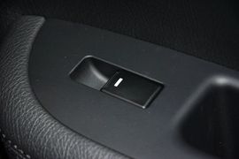 2013款起亚索兰托2.4L汽油四驱豪华版7座