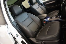 2013款起亚索兰托2.4L汽油四驱豪华版7座