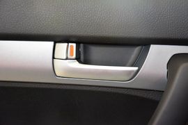 2013款起亚索兰托2.4L汽油四驱豪华版7座