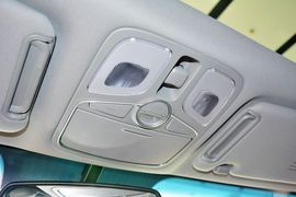 2013款起亚索兰托2.4L汽油四驱豪华版7座