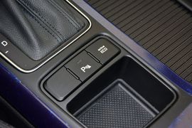 2013款起亚索兰托2.4L汽油四驱豪华版7座