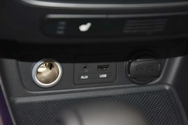 2013款起亚索兰托2.4L汽油四驱豪华版7座