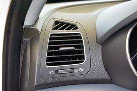 2013款起亚索兰托2.4L汽油四驱豪华版7座