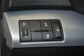 2013款起亚索兰托2.4L汽油四驱豪华版7座