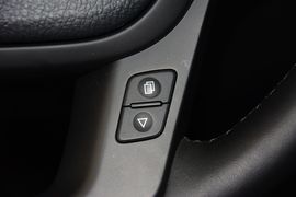 2013款起亚索兰托2.4L汽油四驱豪华版7座