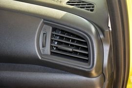 2014款本田飞度1.5L