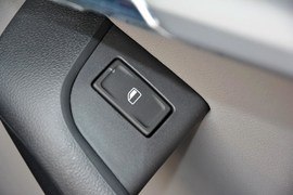 2015款斯柯达明锐1.6L手动逸杰版