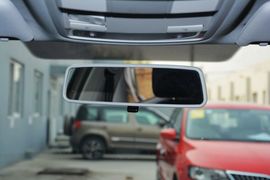 2015款斯柯达明锐1.6L手动逸杰版