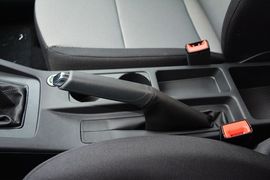 2015款斯柯达明锐1.6L手动逸杰版