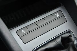 2015款斯柯达明锐1.6L手动逸杰版