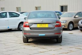 2015款斯柯达明锐1.6L手动逸杰版