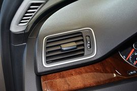 2012款大众迈腾旅行轿车2.0TSI舒适型