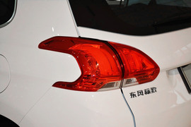 2014款标致2008