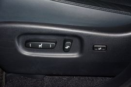 2013款雷克萨斯RX270精英版