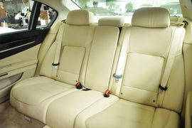 2013款宝马730Li豪华型