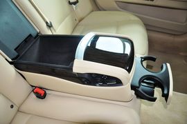 2013款宝马730Li豪华型