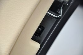 2013款宝马730Li豪华型