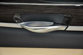 2013款宝马730Li豪华型