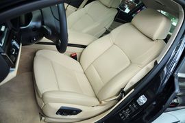 2013款宝马730Li豪华型