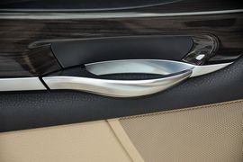 2013款宝马730Li豪华型
