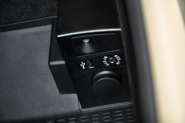 2013款宝马730Li豪华型