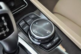 2013款宝马730Li豪华型