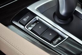 2013款宝马730Li豪华型