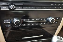 2013款宝马730Li豪华型