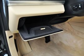 2013款宝马730Li豪华型