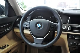 2013款宝马730Li豪华型