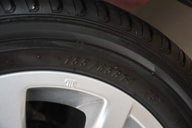 2013款铃木奥拓1.0L手动豪华型