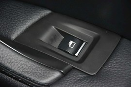 2014款宝马528Li领先型