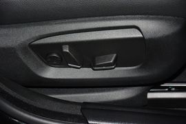 2014款宝马528Li领先型