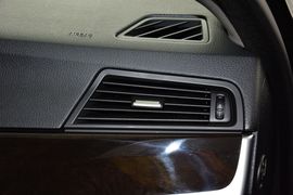 2014款宝马528Li领先型