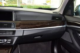 2014款宝马528Li领先型
