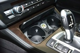 2014款宝马528Li领先型