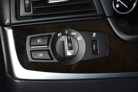 2014款宝马528Li领先型