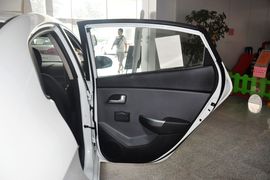 2012款起亚K2