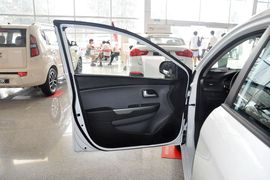 2012款起亚K2