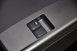 2012款起亚K2