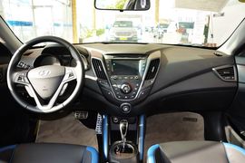 2012款现代飞思Veloster