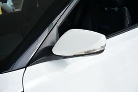 2012款现代飞思Veloster