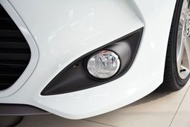 2012款现代飞思Veloster