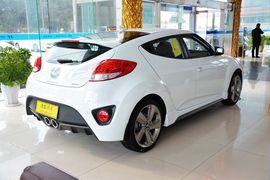 2012款现代飞思Veloster