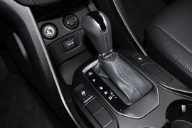 2013款现代格锐3.0L