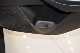 2012款福特福克斯1.6L自动风尚型