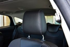 2012款福特福克斯1.6L自动风尚型