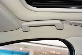 2012款福特福克斯1.6L自动风尚型